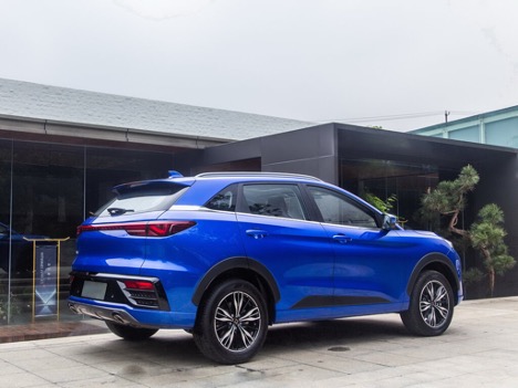 JAC JS6 – це статусний кросовер